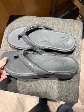 Reef Black Cushioned Harmony Foam Flip Flops